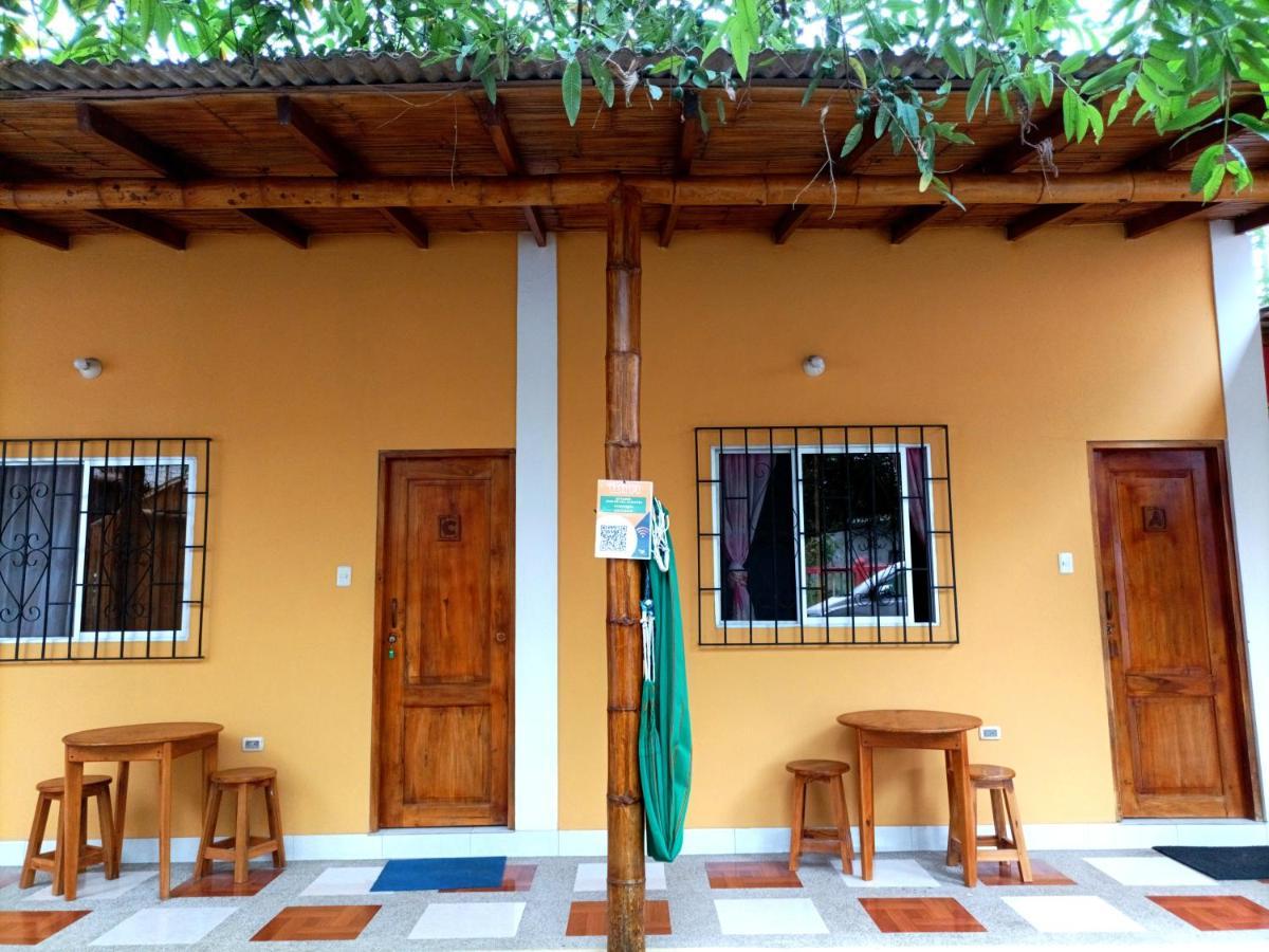La Casa De Lili Hotel Olón Buitenkant foto